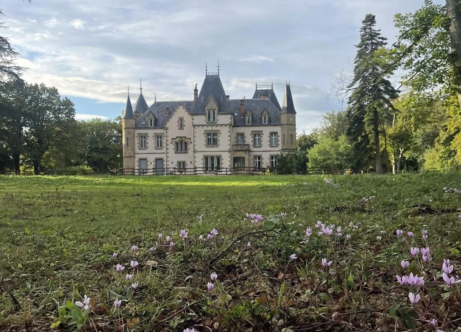 Frühstückspension Chateau Tout Y Fault Loriges