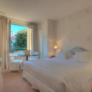 renoir-cannes.fr-provencehotel.com/