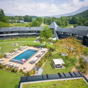 Hotel Miura, Voglans